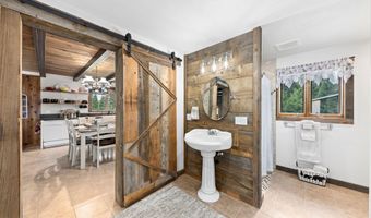 7668 Hyatt Prairie Rd, Ashland, OR 97520