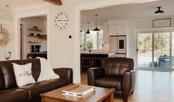 41 Wintergreen Way, Glocester, RI 02814