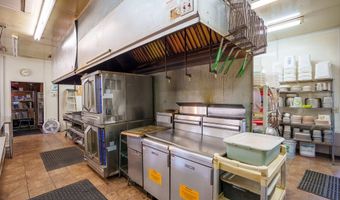 7460 N Hatch Pkwy, Baxley, GA 31513