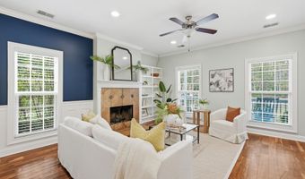 56 Wade Hampton Dr, Beaufort, SC 29907