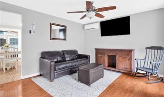 2 Brookfield Rd, Coventry, RI 02816