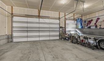 6482 Crown Cres, Ammon, ID 83406