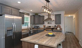 5144 Judson Rd, Alderson, WV 24910