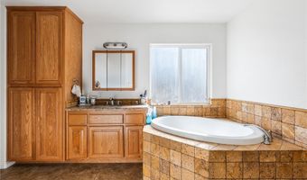 13850 Nightshade Rd, Apple Valley, CA 92307