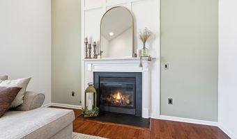 5 Tradewinds Ave, Barnegat, NJ 08005