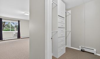 2616 N Windsor Dr 102, Arlington Heights, IL 60004