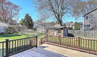 86 Rogers Ave, Barrington, RI 02806