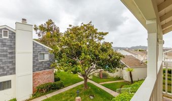 827 Del Mar Downs Rd E, Solana Beach, CA 92075