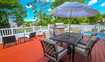 1 Lafayette Ct, Barnegat, NJ 08005