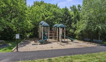 21553 CENTER POINT Cir, Ashburn, VA 20147
