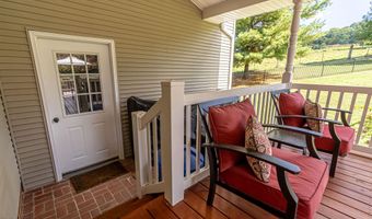 19422 Stirrup Dr, Abingdon, VA 24211