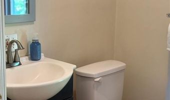 40 Anthony Rd, Foster, RI 02825