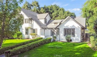 379 Buena Loma, Altadena, CA 91001