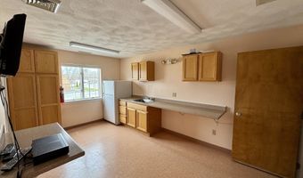 49 S Main St, Brooklyn, CT 06234