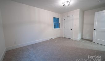 4901 Pine Ridge Rd, Charlotte, NC 28226