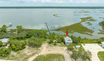 127 Harbor Cir, Alligator Point, FL 32346