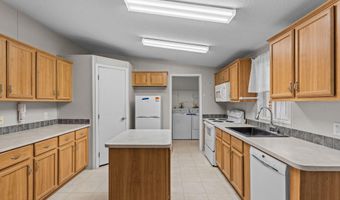 27650 S Clydesdale Ave, Congress, AZ 85332