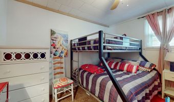 10 S Oakwood Shoreline Dr, Bruce, SD 57220