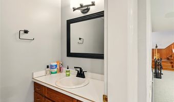 5901 Gibbs Rd, Andover, OH 44003
