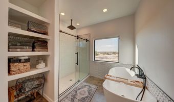 28 Scenic Rdg S, Alpine, TX 79830