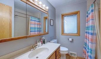 625 N 9th St, Arkansas City, KS 67005