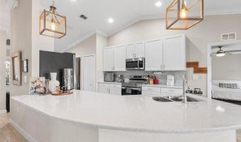 444 LAKE VIEW Way, Auburndale, FL 33823