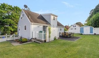 1 Adelaide Ave, Bristol, RI 02809