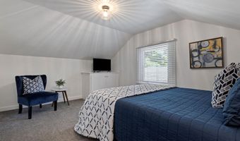202 NW Thurston Ave, Bend, OR 97703