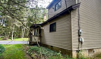 84 Tanglewood Dr, Albrightsville, PA 18210