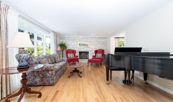 83 Peach Tree Ln, Bristol, CT 06010