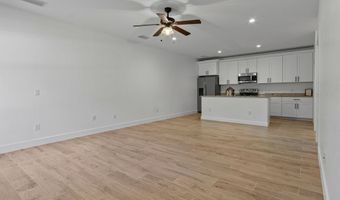 2008 Robert Ave, Alva, FL 33920