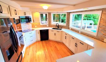 14 Vermillion Dr, Avon, CT 06001