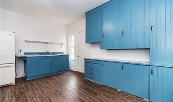 45 High St, Burrillville, RI 02859
