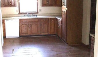 57 Hopson St, Auxier, KY 41602