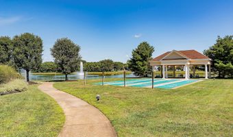 6 Swan Lake Ct, Barnegat, NJ 08005