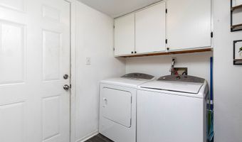 215 19th Ave SW, Altoona, IA 50009