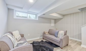4003 AMES St NE, Washington, DC 20019