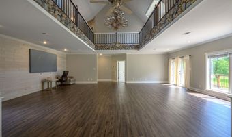 100 Plantation Ln, Batesville, AR 72501