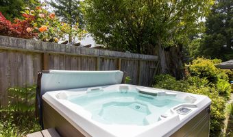 48 California Ave, Arcata, CA 95521