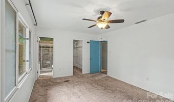 21 Glen Meadows Rd, Arden, NC 28704