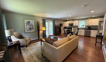56 Cemetery Rd, Arlington, VT 05250
