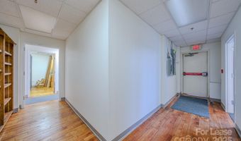 124 College Street Unit 3Rd Floor 3Rd Floor, Asheville, NC 28801