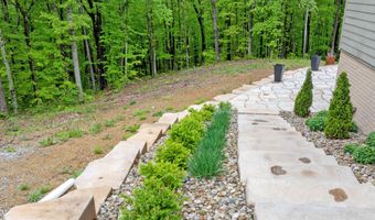 39403 State Route 689, Albany, OH 45710