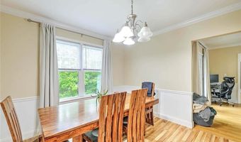 70 Turner St, Warwick, RI 02886