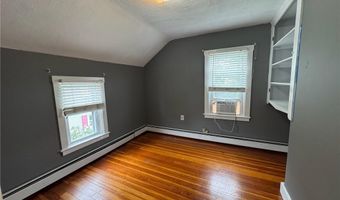 67 Hall Ave, Newport, RI 02840