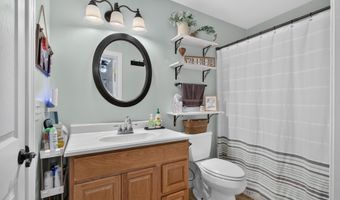 15510 Davis Dr, Addison, MI 49220