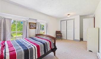 2934 College St, Austinburg, OH 44010