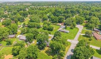 621 Fabyan Rd, Indianapolis, IN 46217
