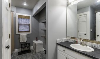 302 S Gonser Ave, Ashley, IN 46705