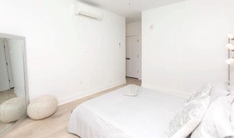 1702 LIGHT St 402, Baltimore, MD 21230